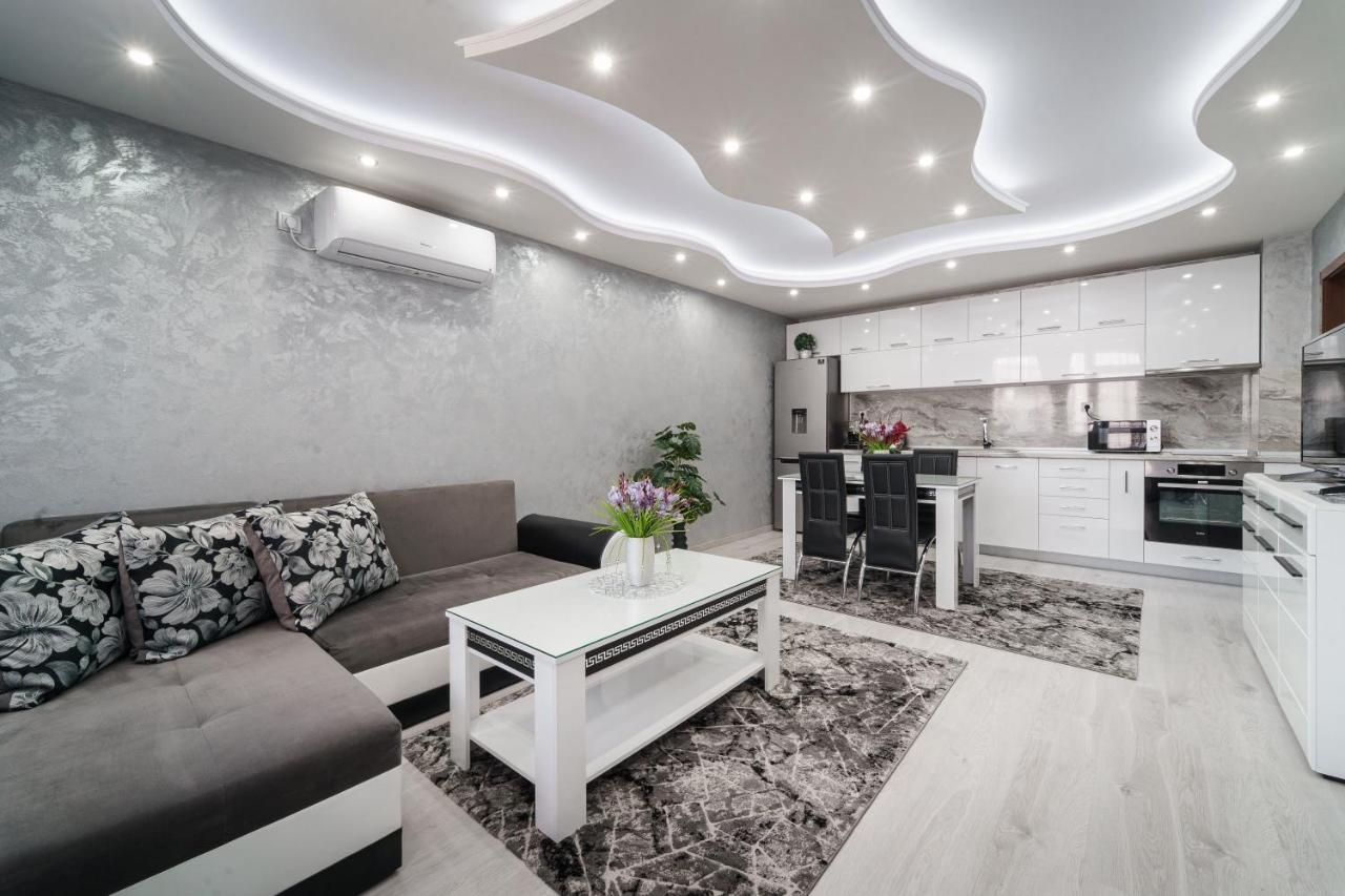 City Apartments - A Brand New Luxury & Comfy 2 Assenowgrad Exterior foto